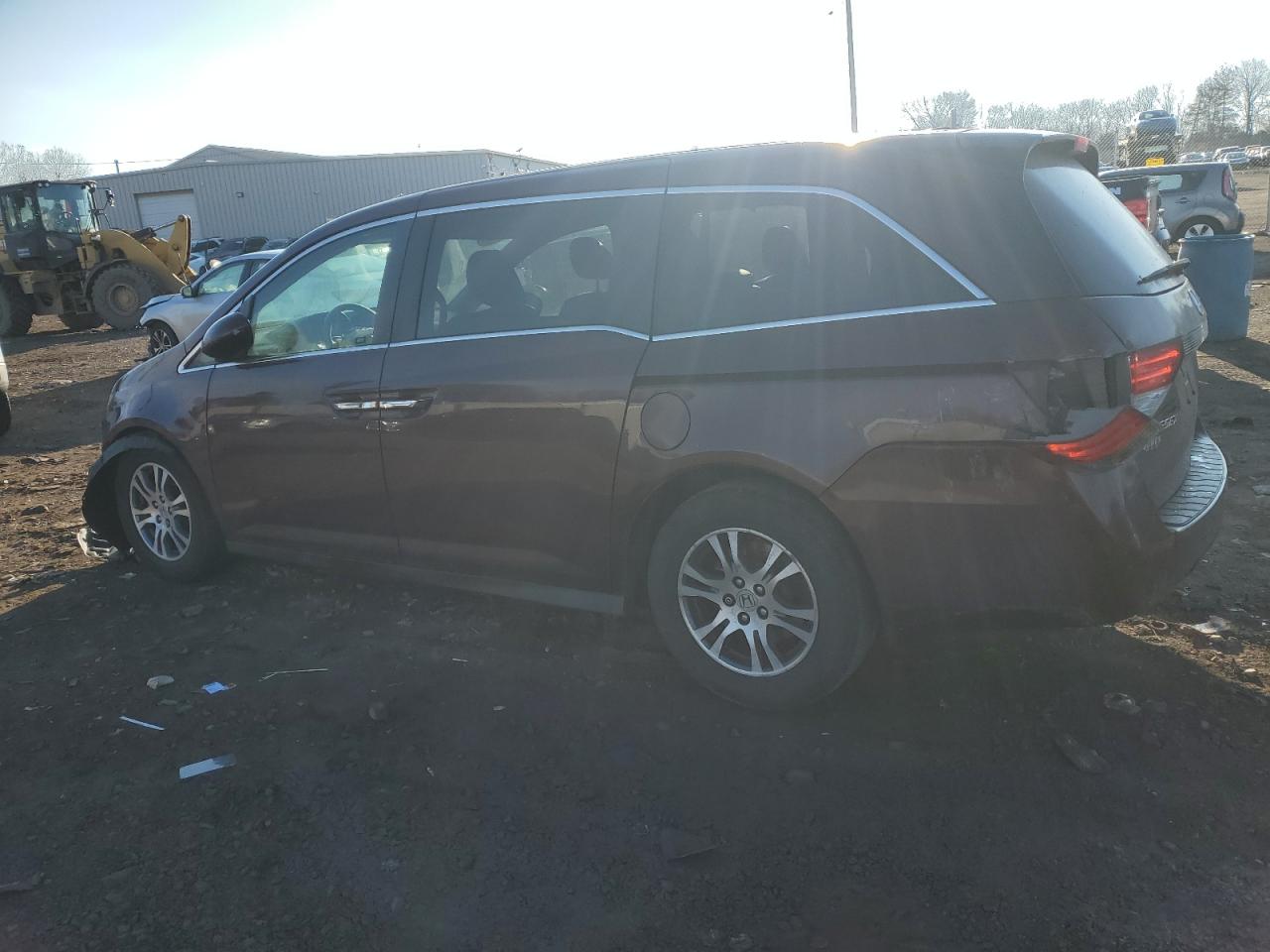 2014 Honda Odyssey - Image 2