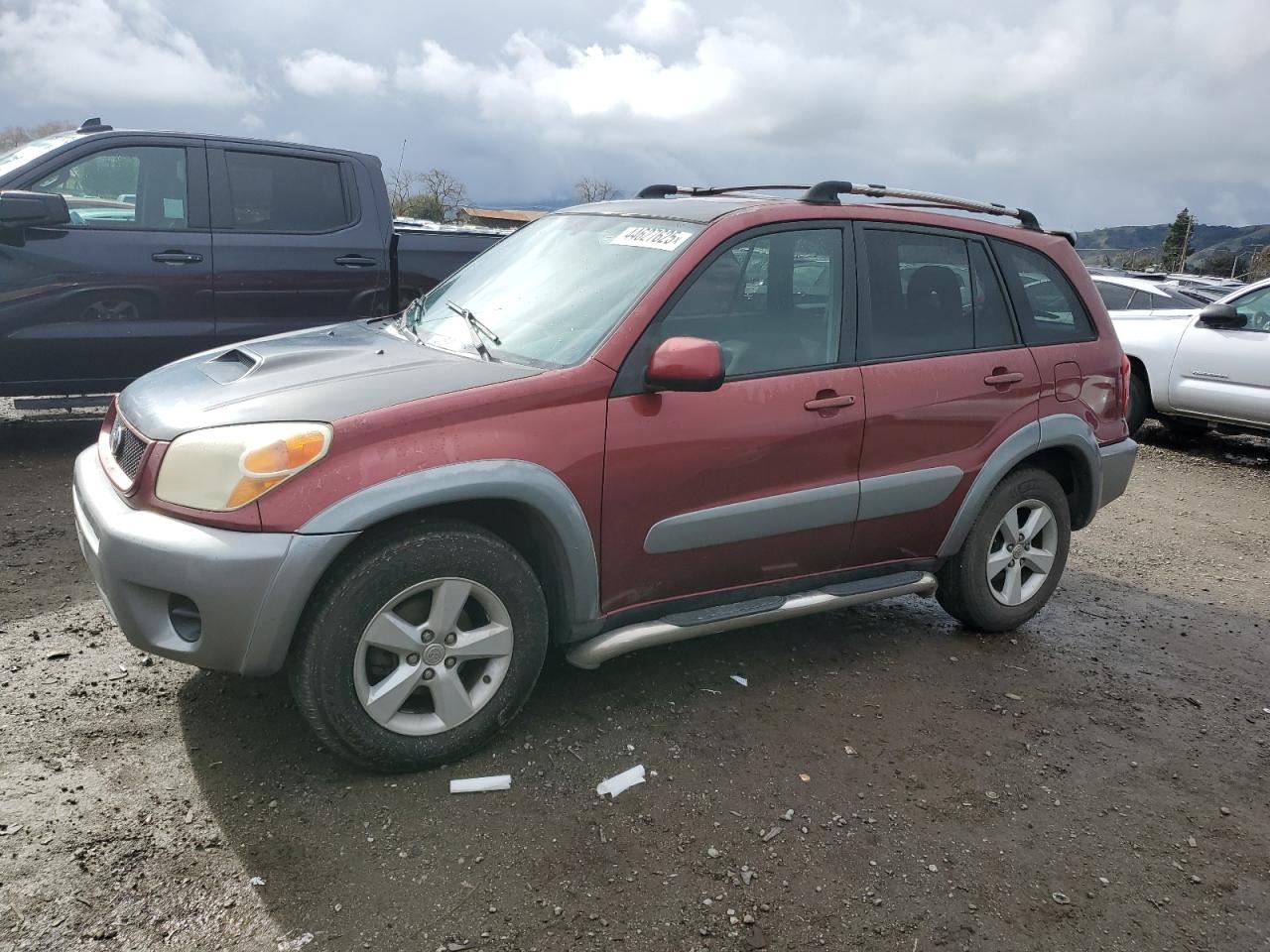 2005 Toyota Rav4 for Sale in San Martin, CA - Minor Dent/Scratches