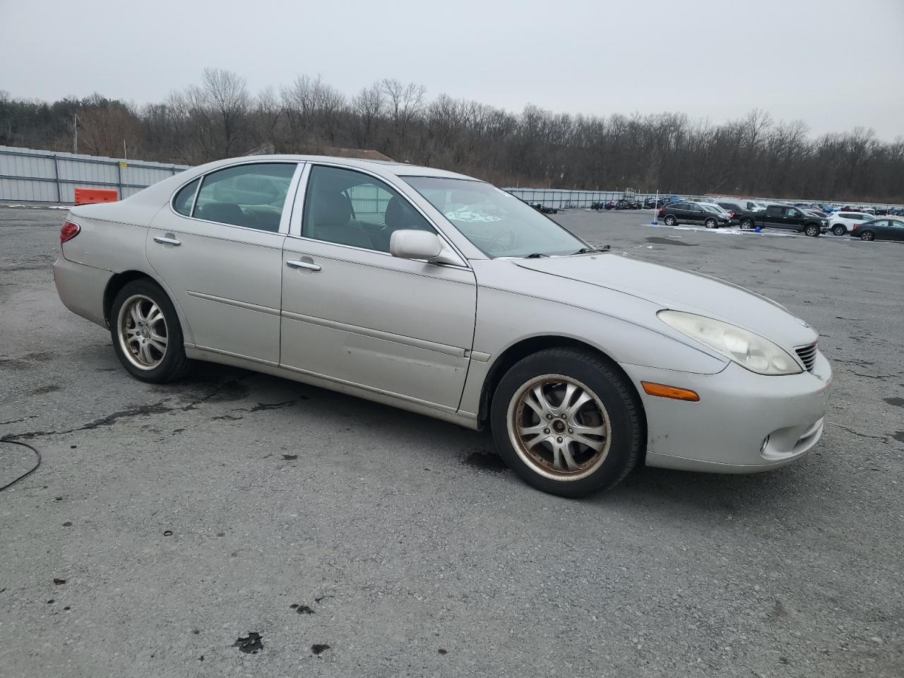 2005 Lexus ES - Image 4