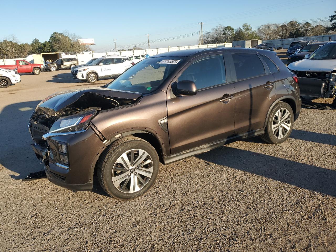 2021 Mitsubishi Outlander - Image 1
