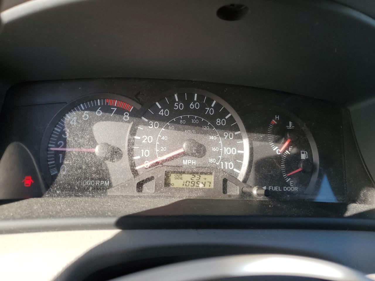 2004 Toyota Corolla - Image 9