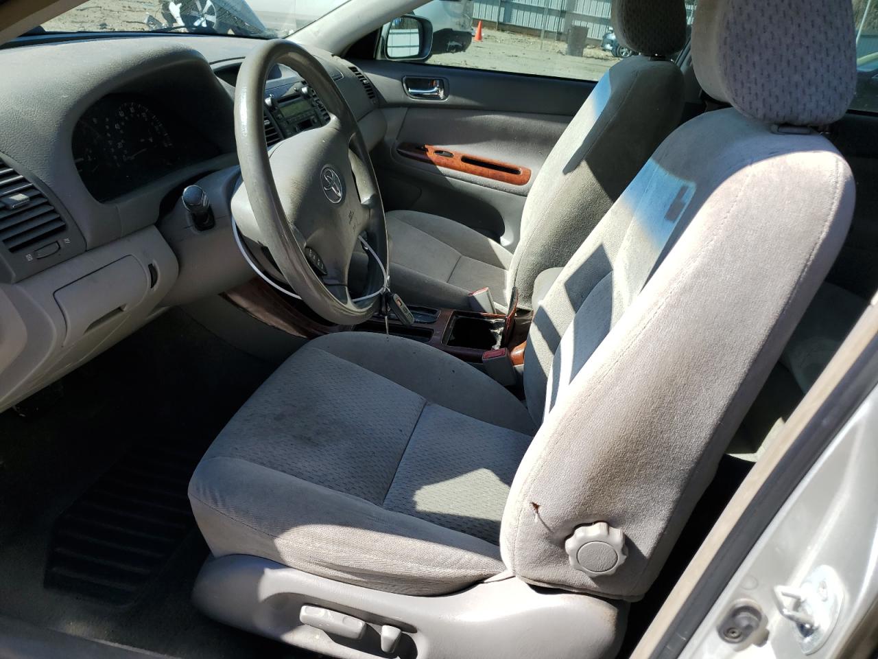 2003 Toyota Camry - Image 7