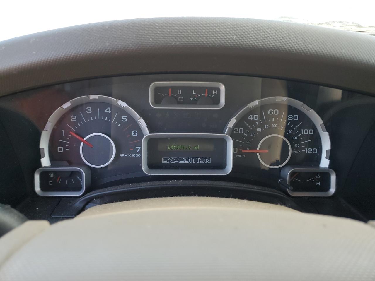2007 Ford Expedition - Image 9