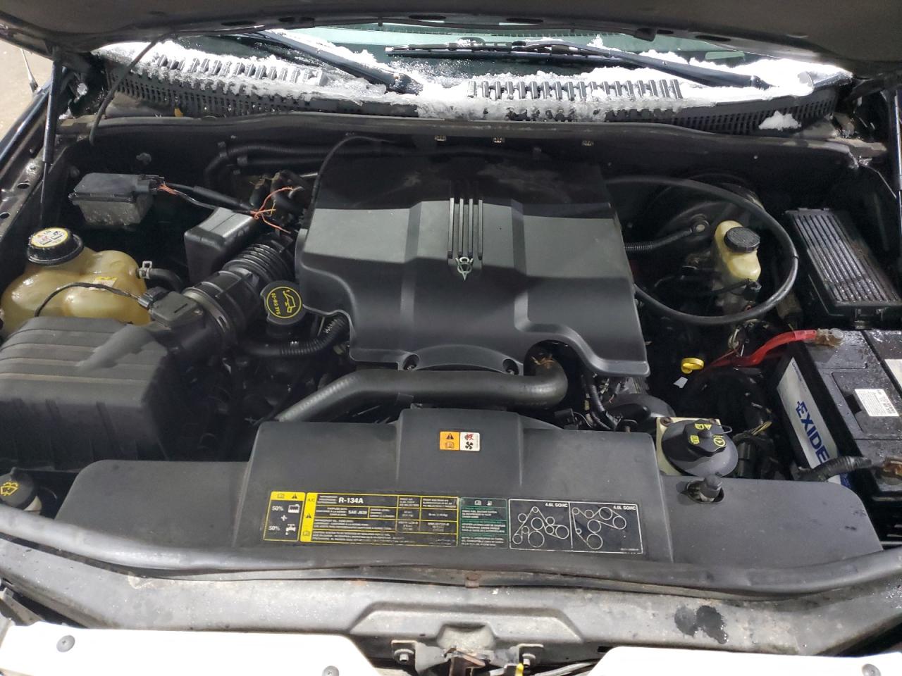 2003 Ford Explorer - Image 12