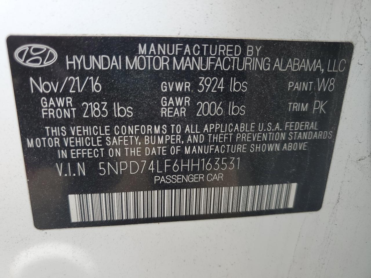 2017 Hyundai Elantra - Image 13