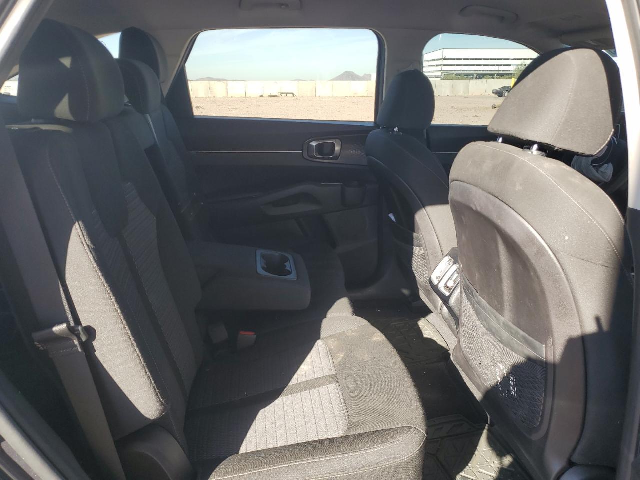 2022 Kia Sorento - Image 10