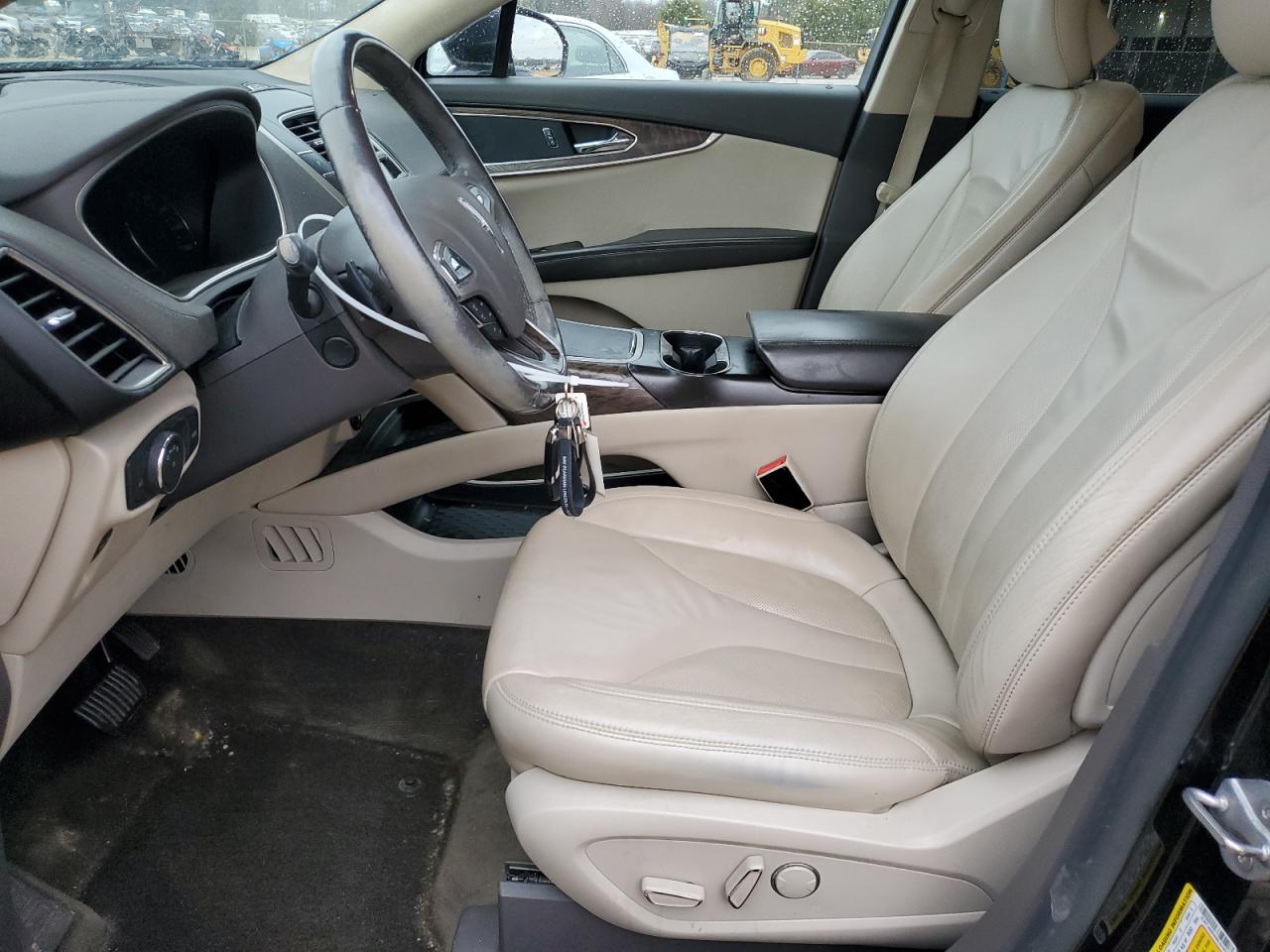 2016 Lincoln MKX - Image 7