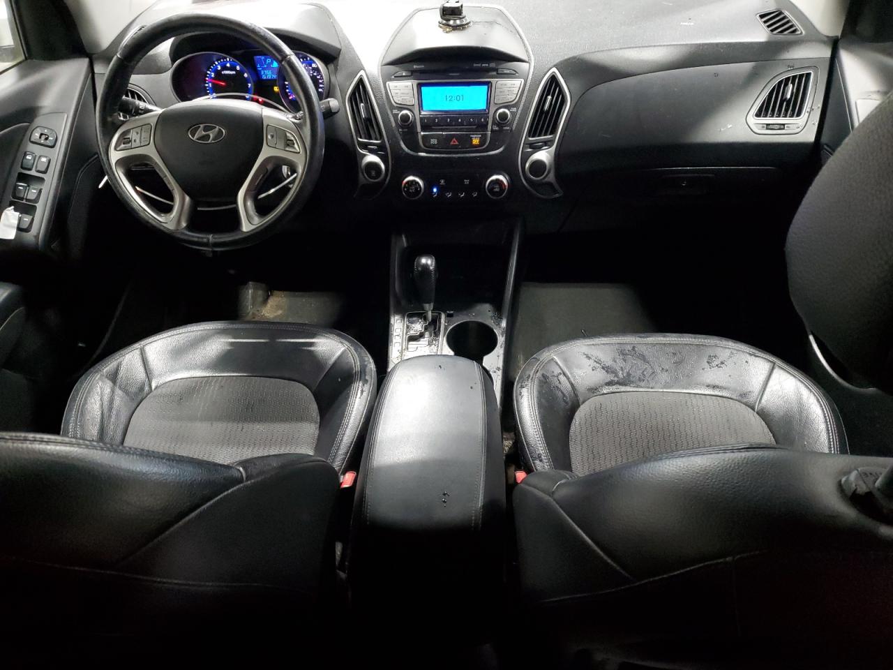 2012 Hyundai Tucson - Image 8