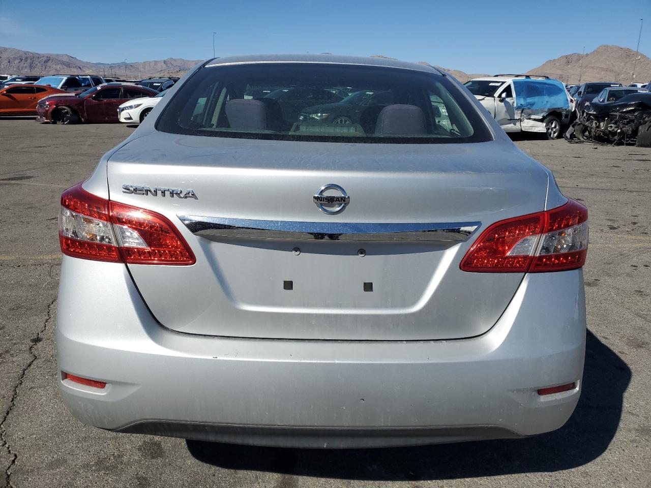 2015 Nissan Sentra - Image 6