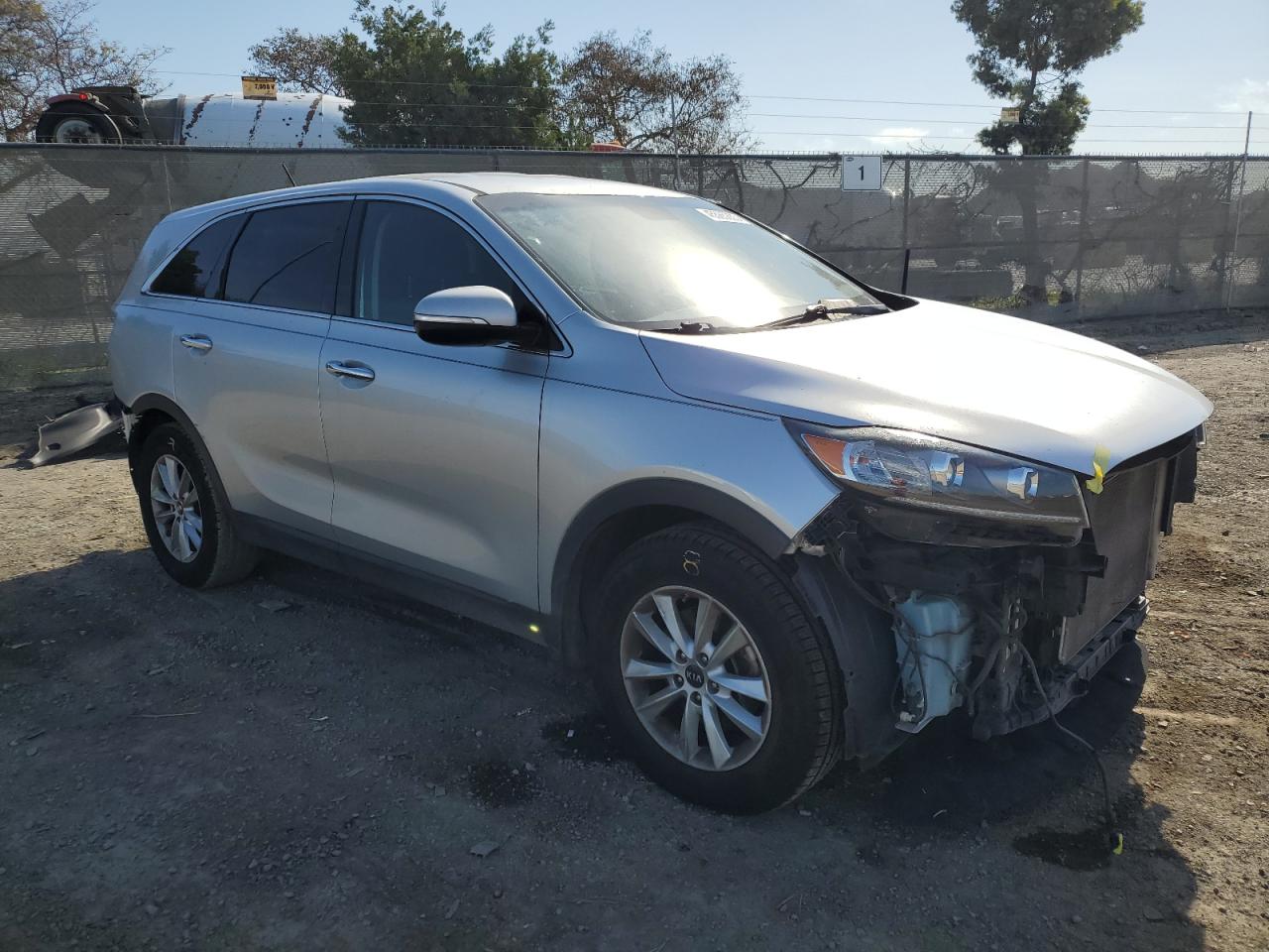 2019 Kia Sorento - Image 4