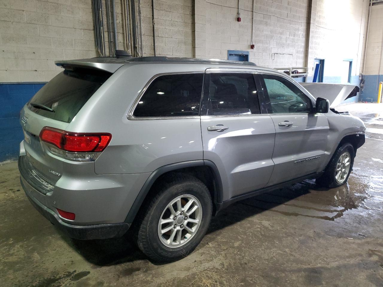 2020 Jeep Grand Cherokee - Image 3