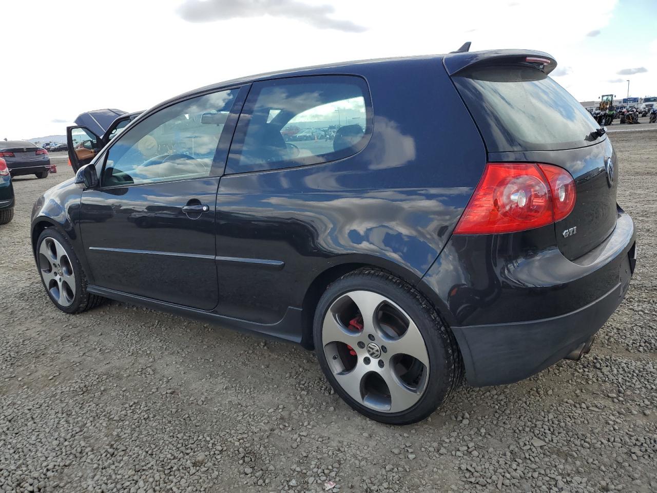 2009 Volkswagen GTI - Image 2