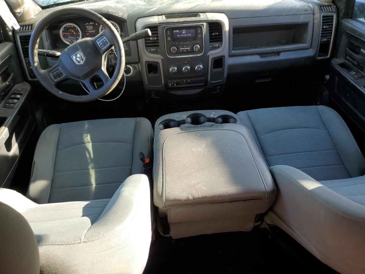 2016 RAM 1500 - Image 8