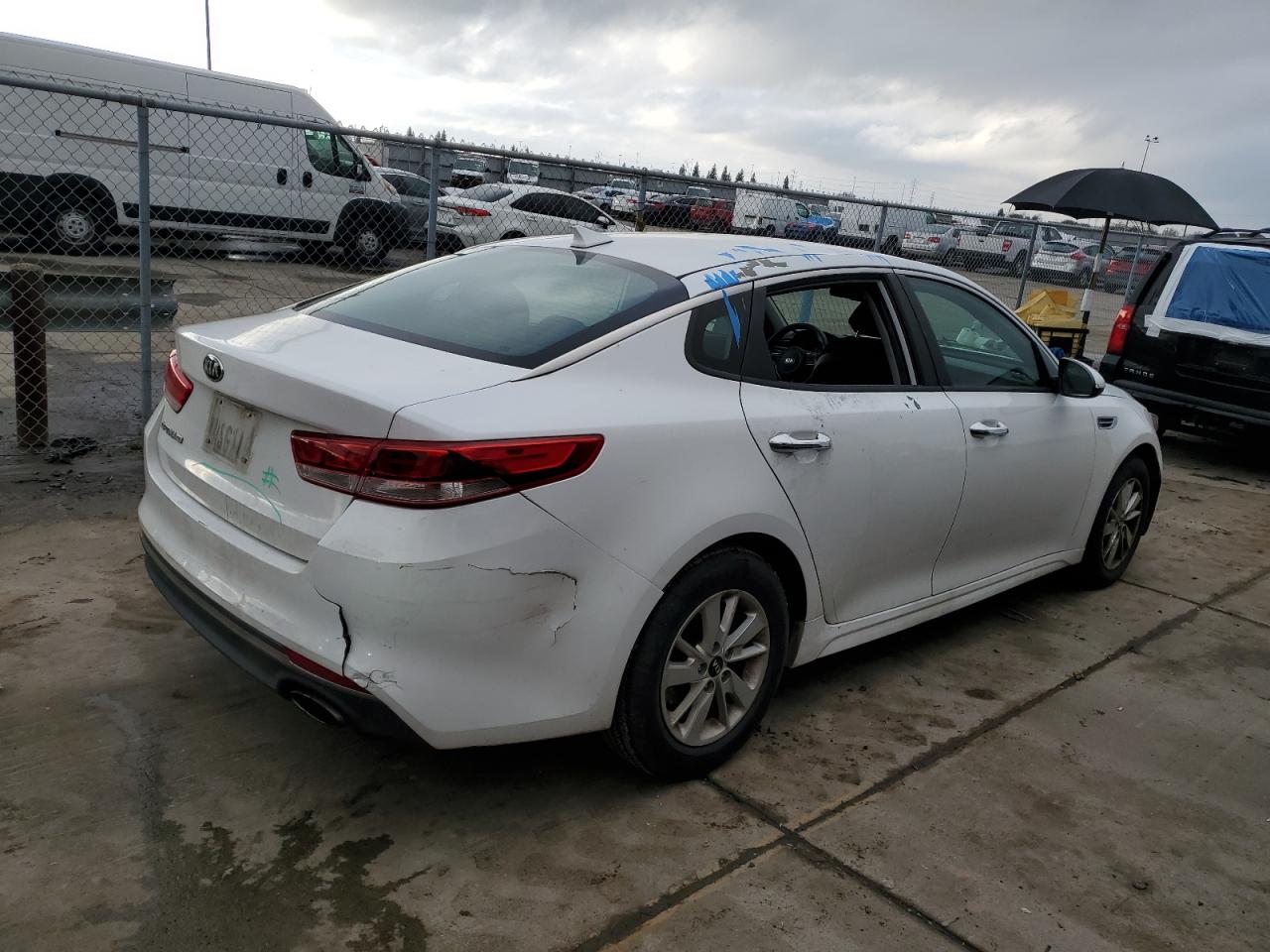 2016 Kia Optima - Image 3