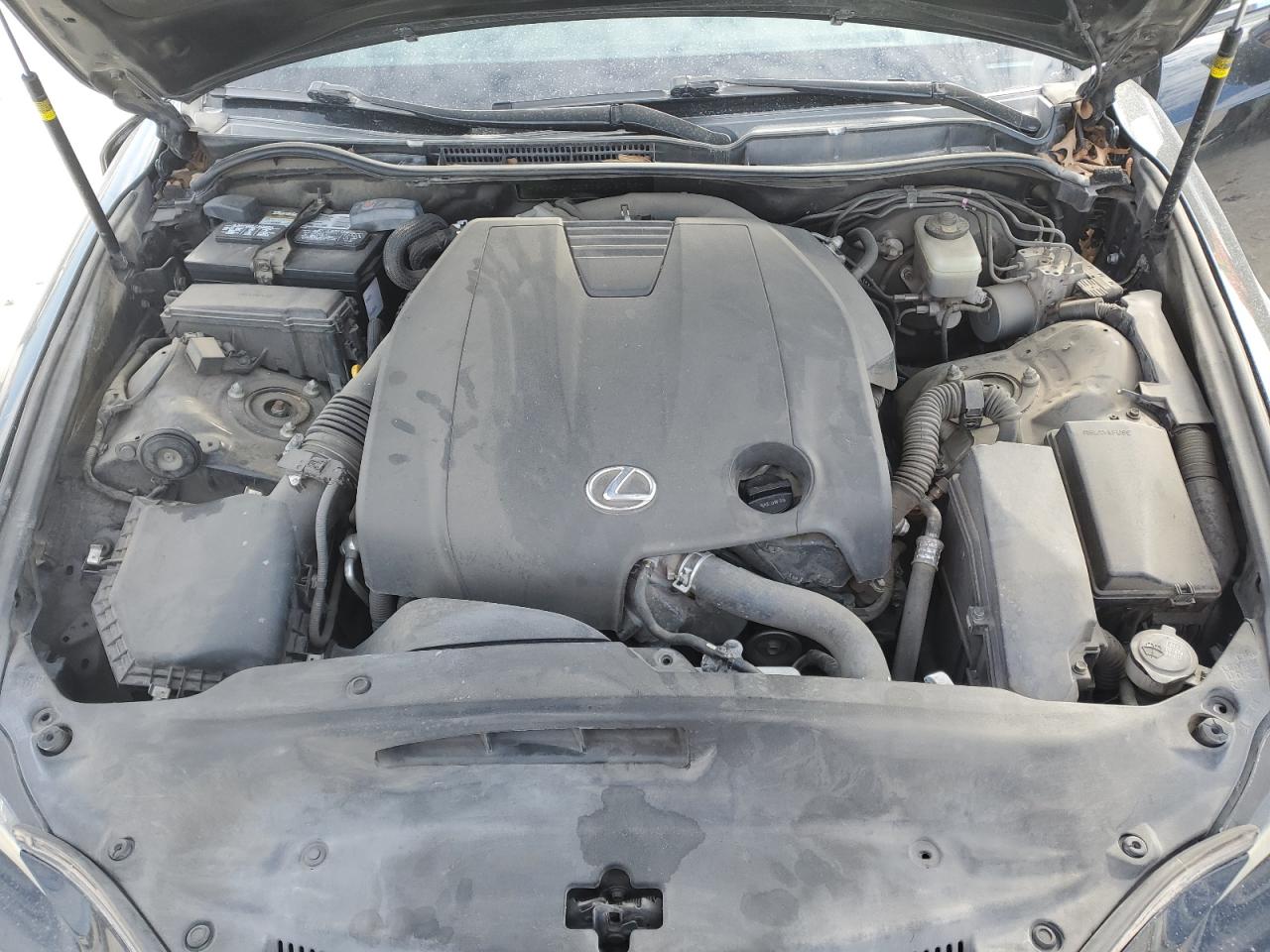 2014 Lexus IS - Image 11