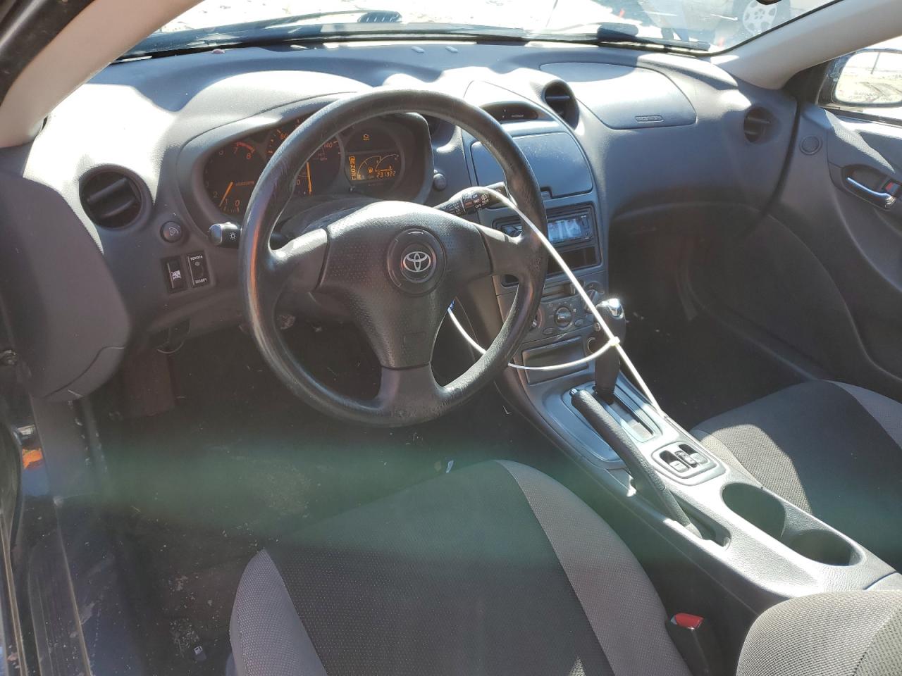 2004 Toyota Celica - Image 8