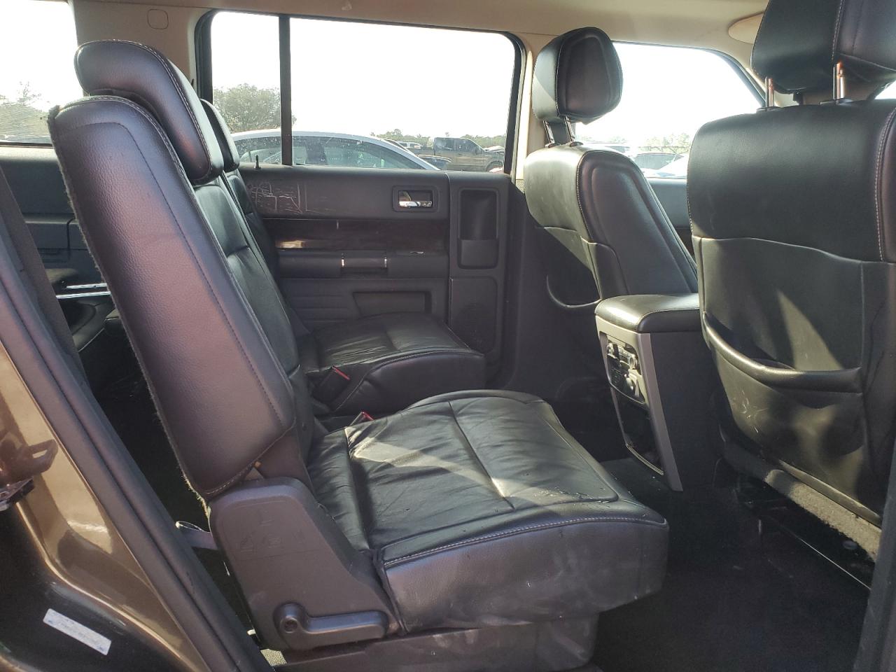 2011 Ford Flex - Image 11