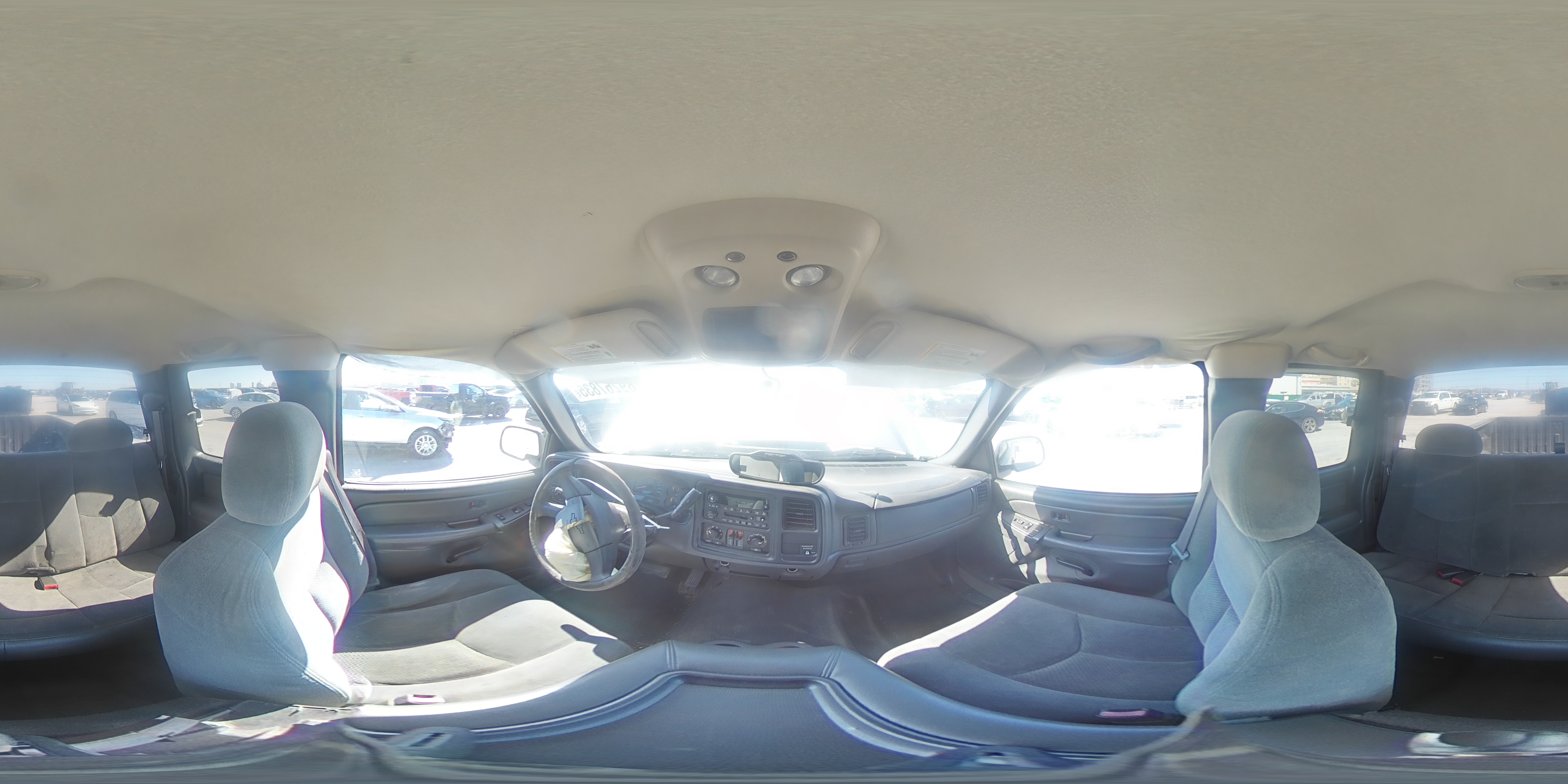 2004 Chevrolet Silverado - Image 12