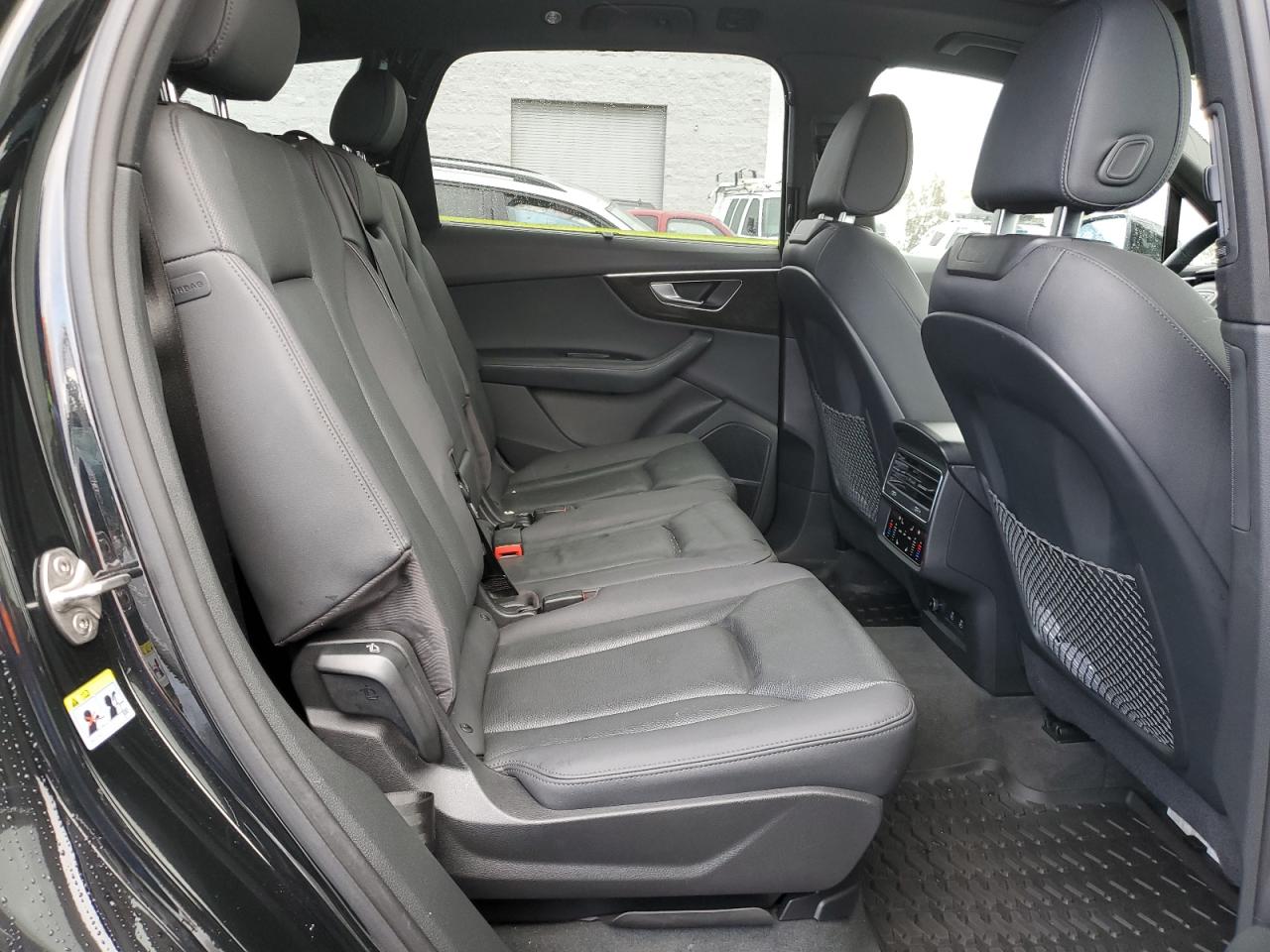2022 Audi Q7 - Image 11
