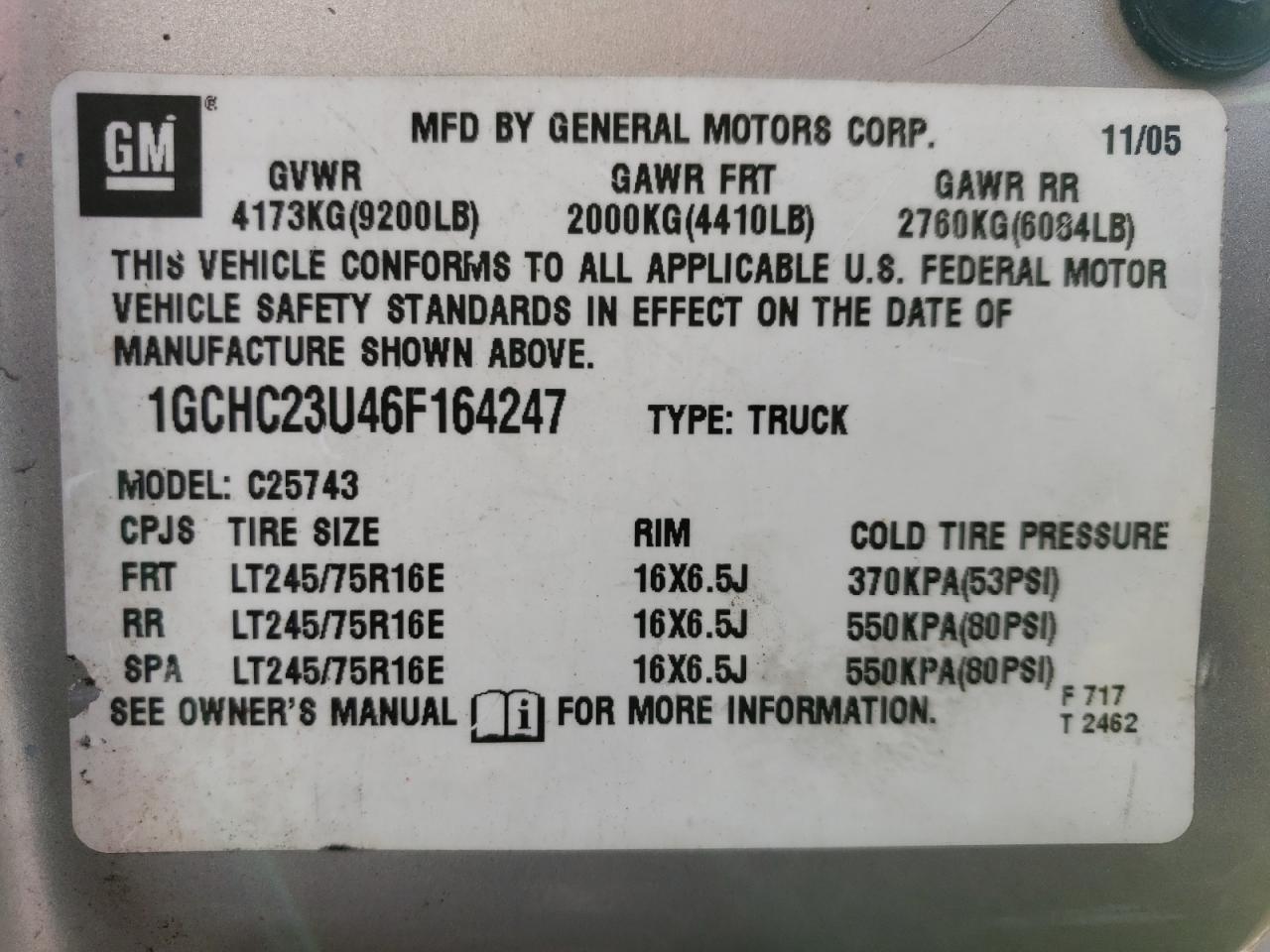 2006 Chevrolet Silverado - Image 12