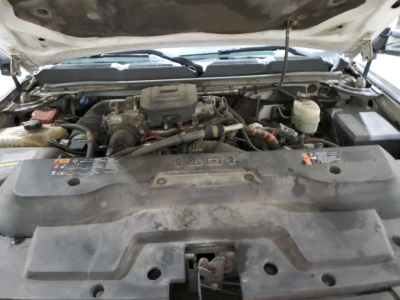 2014 Chevrolet Silverado - Image 11