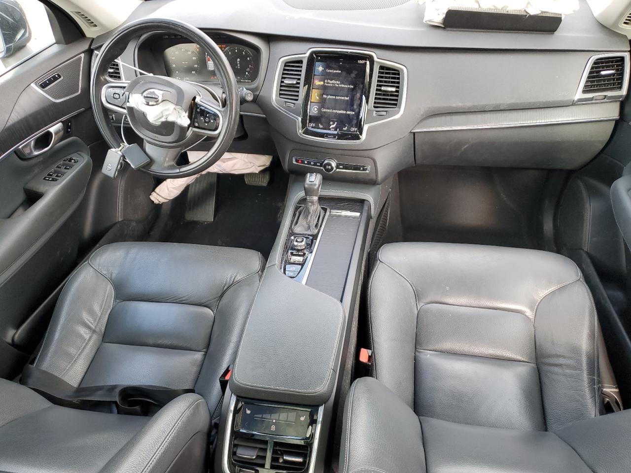 2020 Volvo XC90 - Image 8