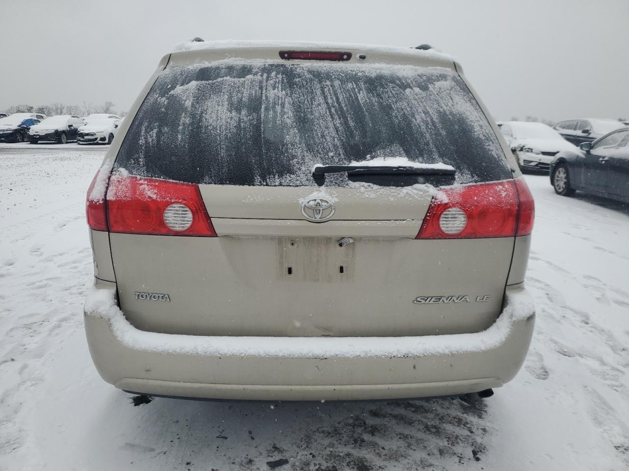 2006 Toyota Sienna - Image 6