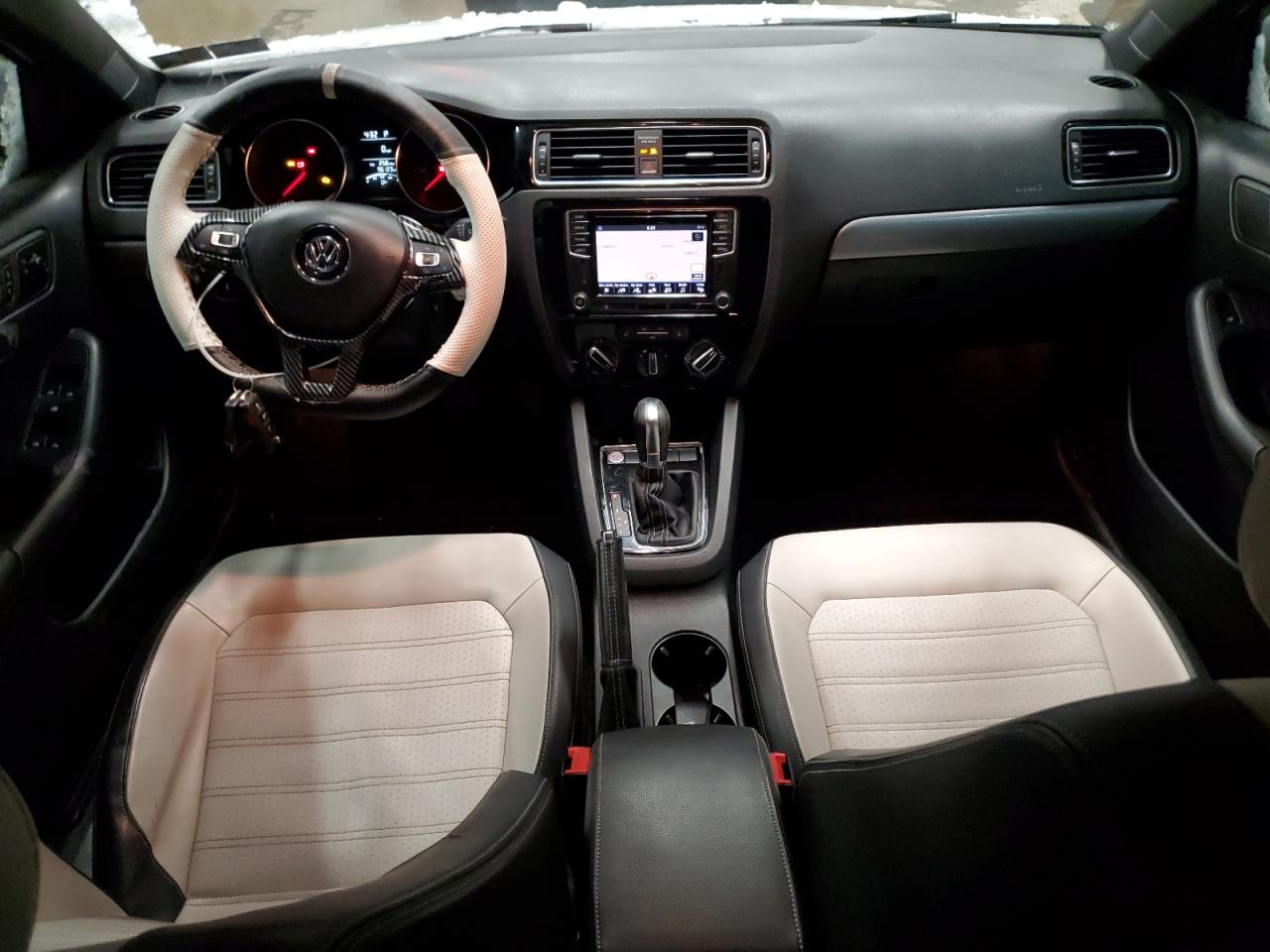 2016 Volkswagen Jetta - Image 8