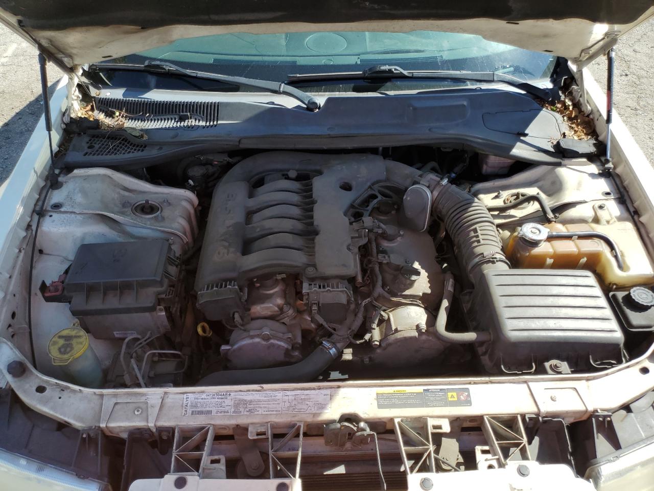 2006 Chrysler 300 - Image 11