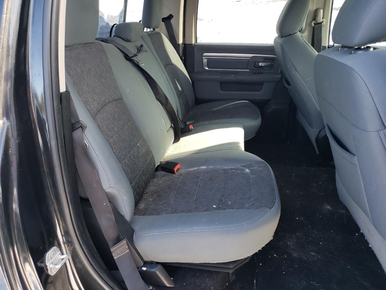 2018 RAM 1500 - Image 10