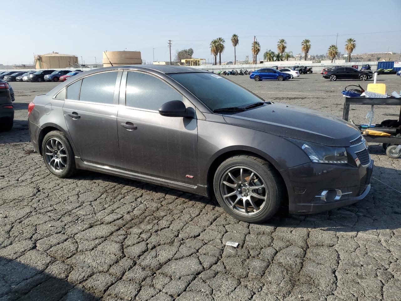 2014 Chevrolet Cruze - Image 4
