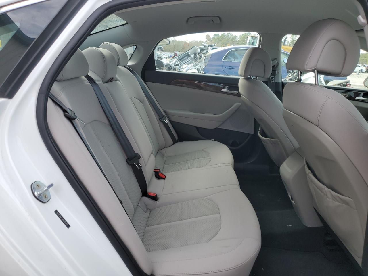 2017 Hyundai Sonata - Image 11