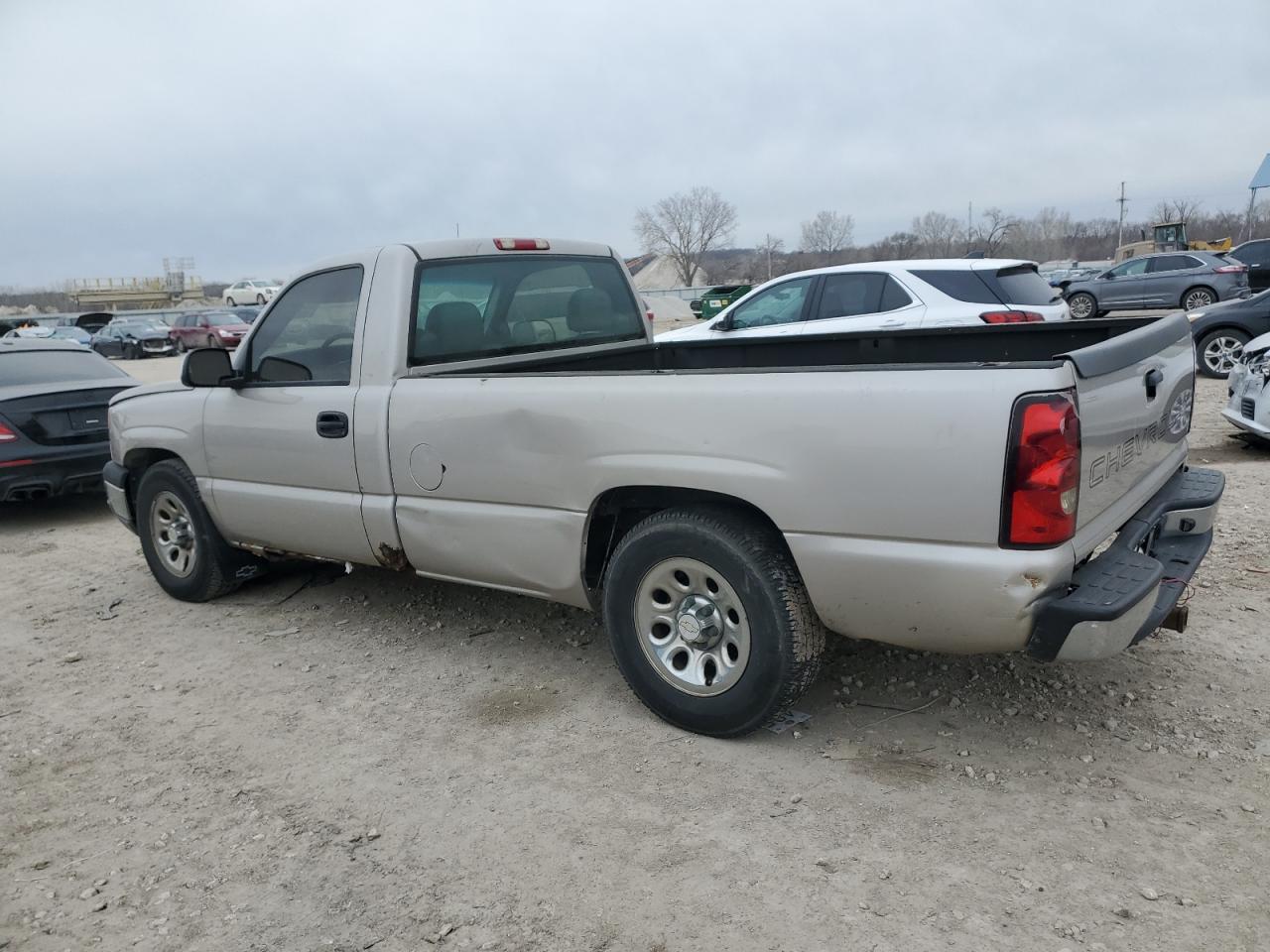 2004 Chevrolet Silverado - Image 2