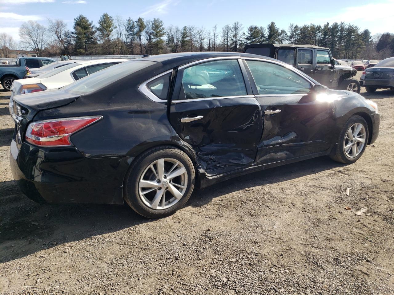 2015 Nissan Altima - Image 3