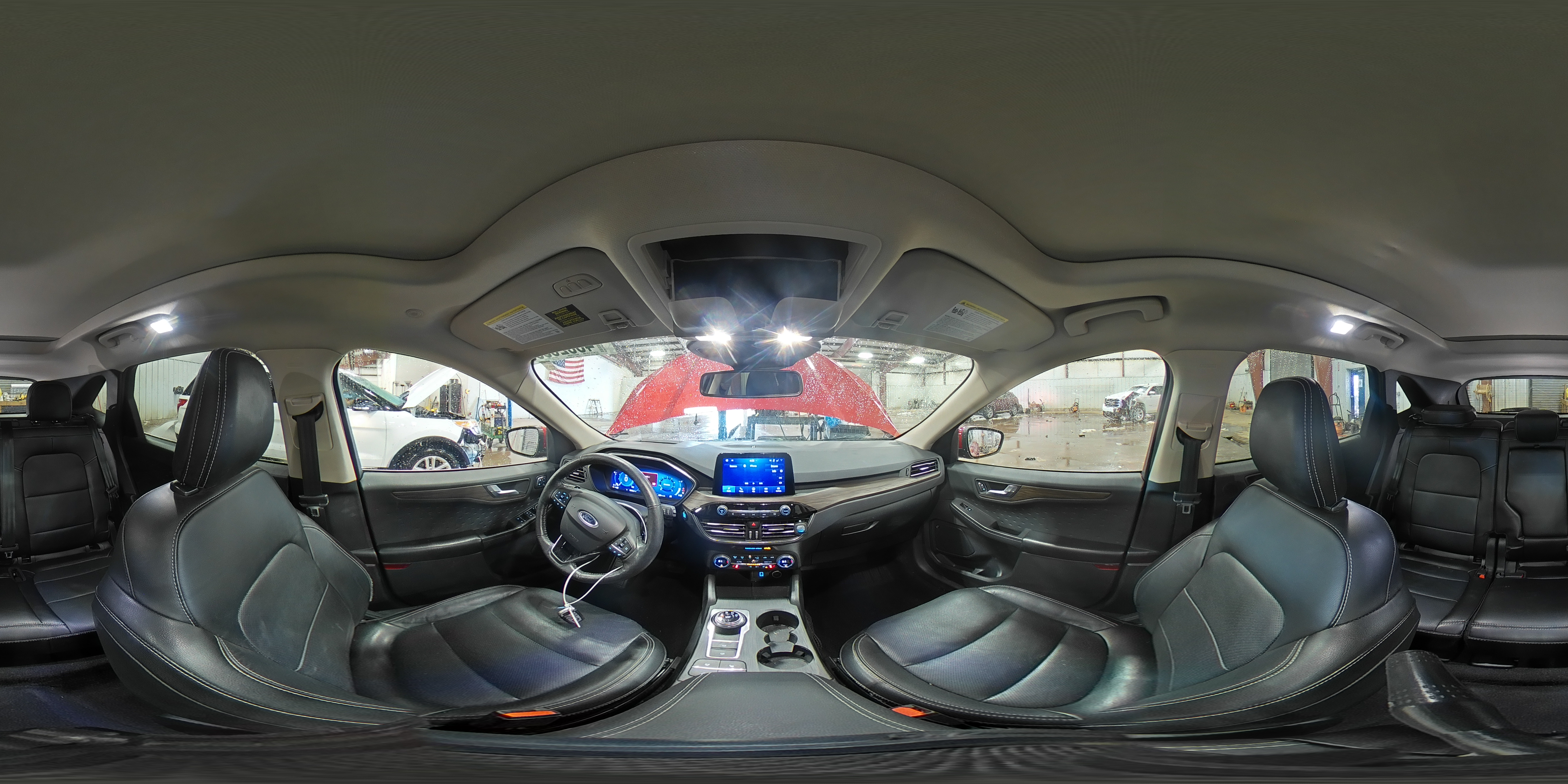 2020 Ford Escape - Image 16