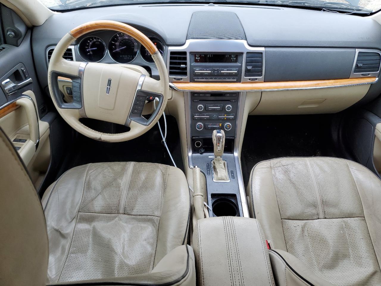 2010 Lincoln MKZ - Image 8