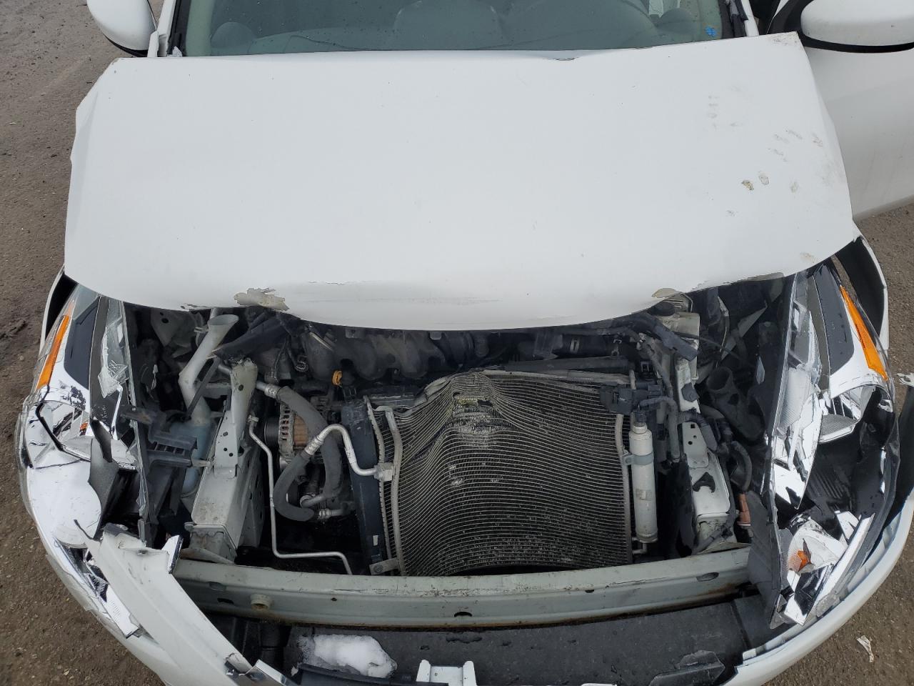 2016 Nissan Versa - Image 11