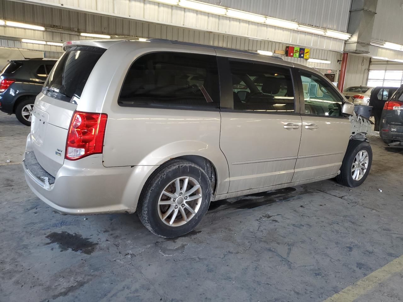 2014 Dodge Caravan - Image 3