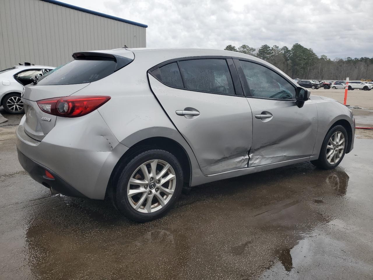 2015 Mazda 3 - Image 3