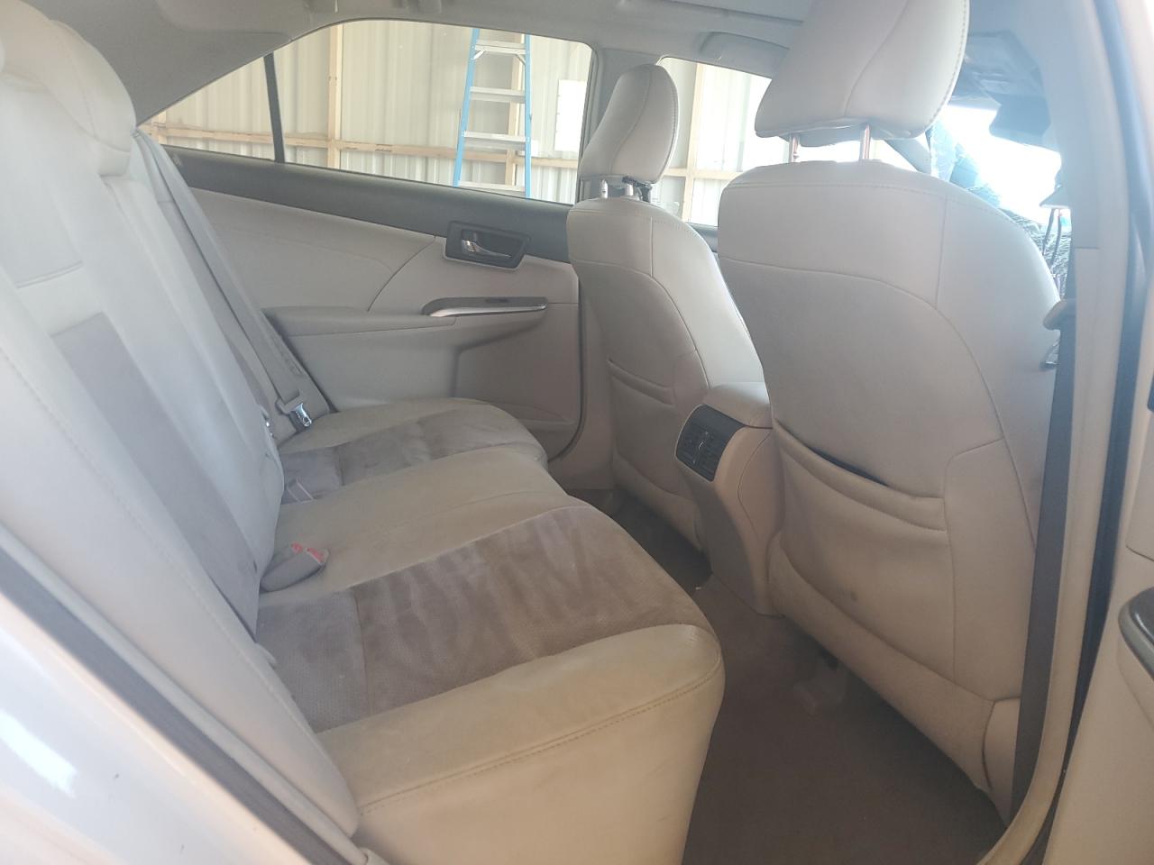2013 Toyota Camry - Image 10