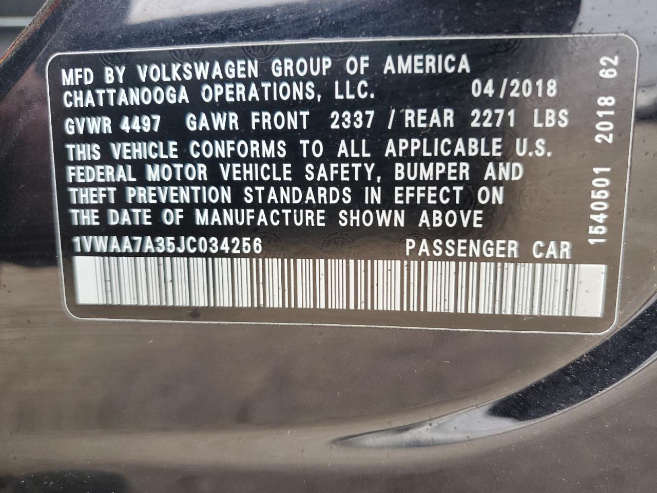 2018 Volkswagen Passat - Image 12