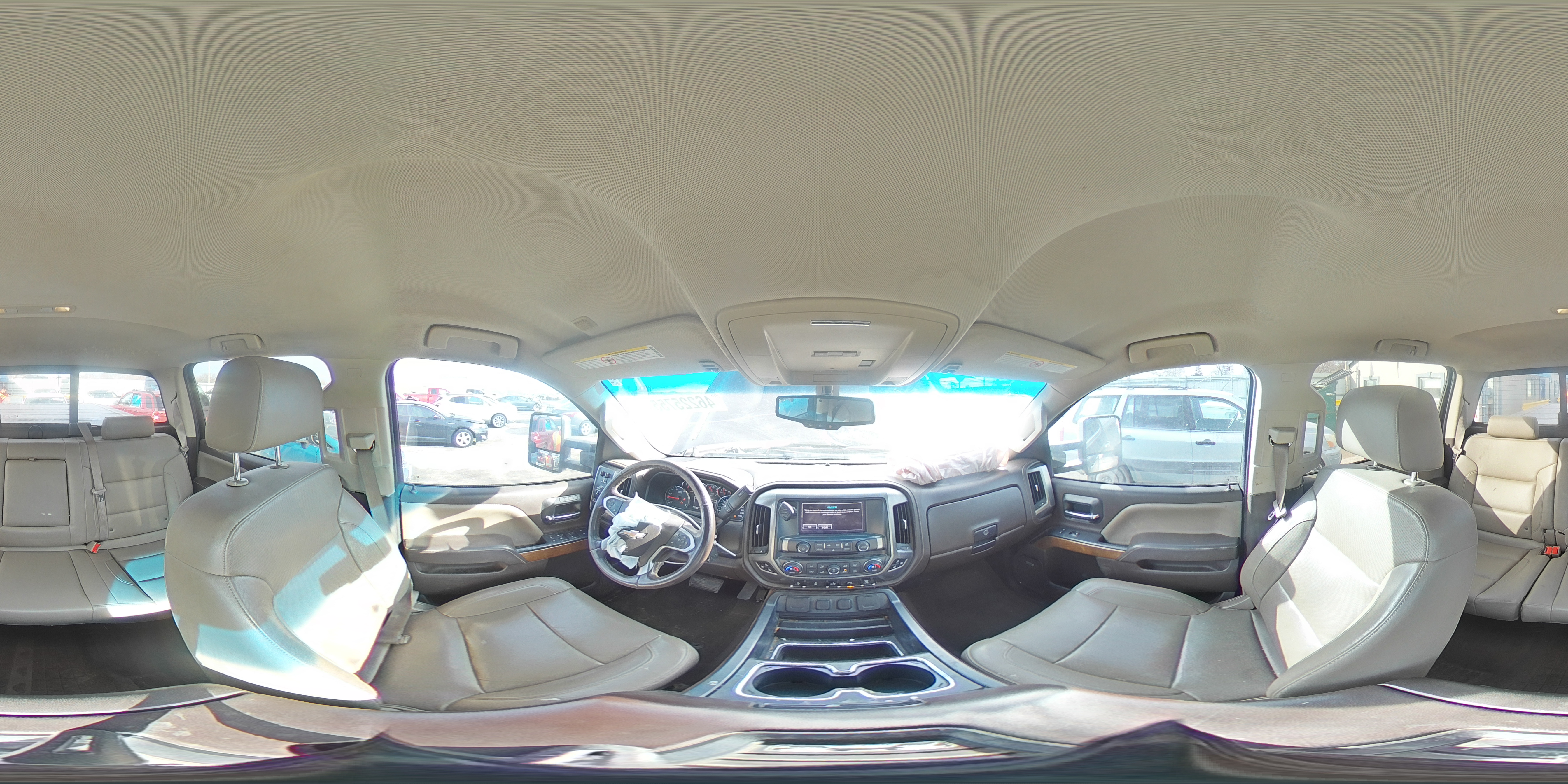 2016 Chevrolet Silverado - Image 13