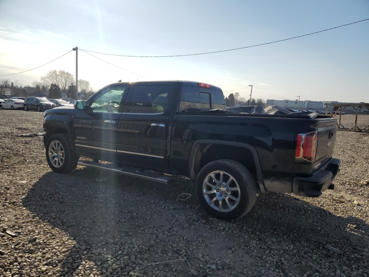 2018 GMC Sierra - Image 2