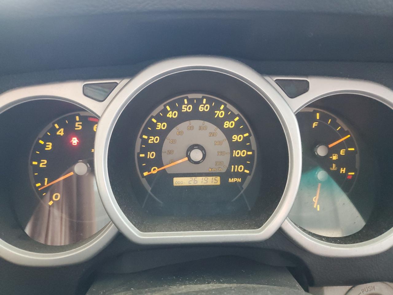 2005 Toyota 4Runner - Image 9