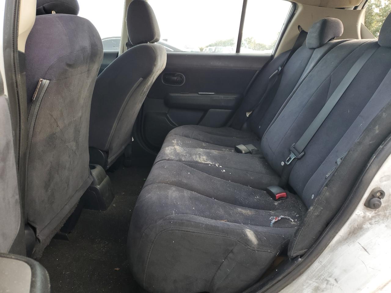 2007 Nissan Versa - Image 11