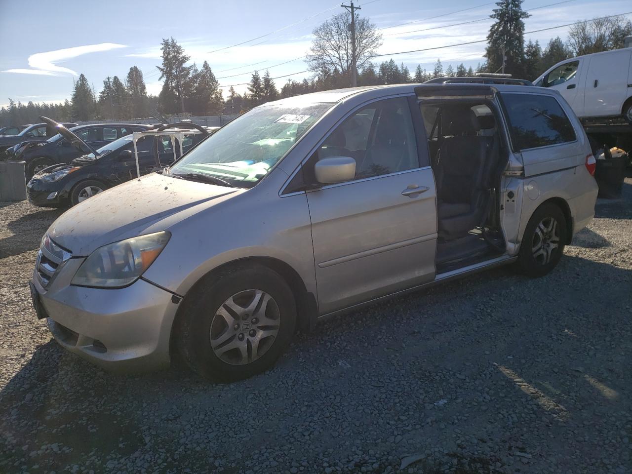 2005 Honda Odyssey - Image 1