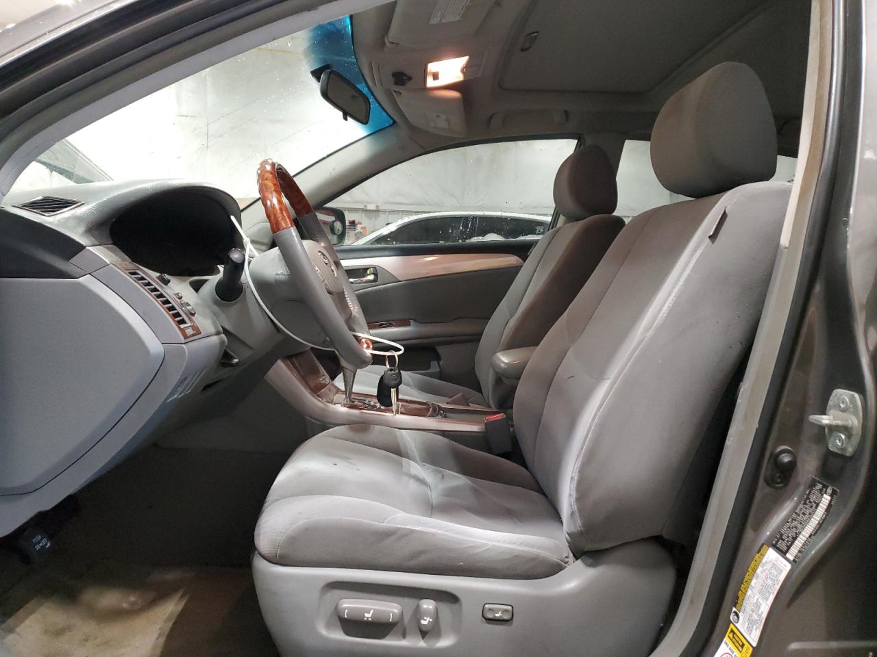 2006 Toyota Avalon - Image 7