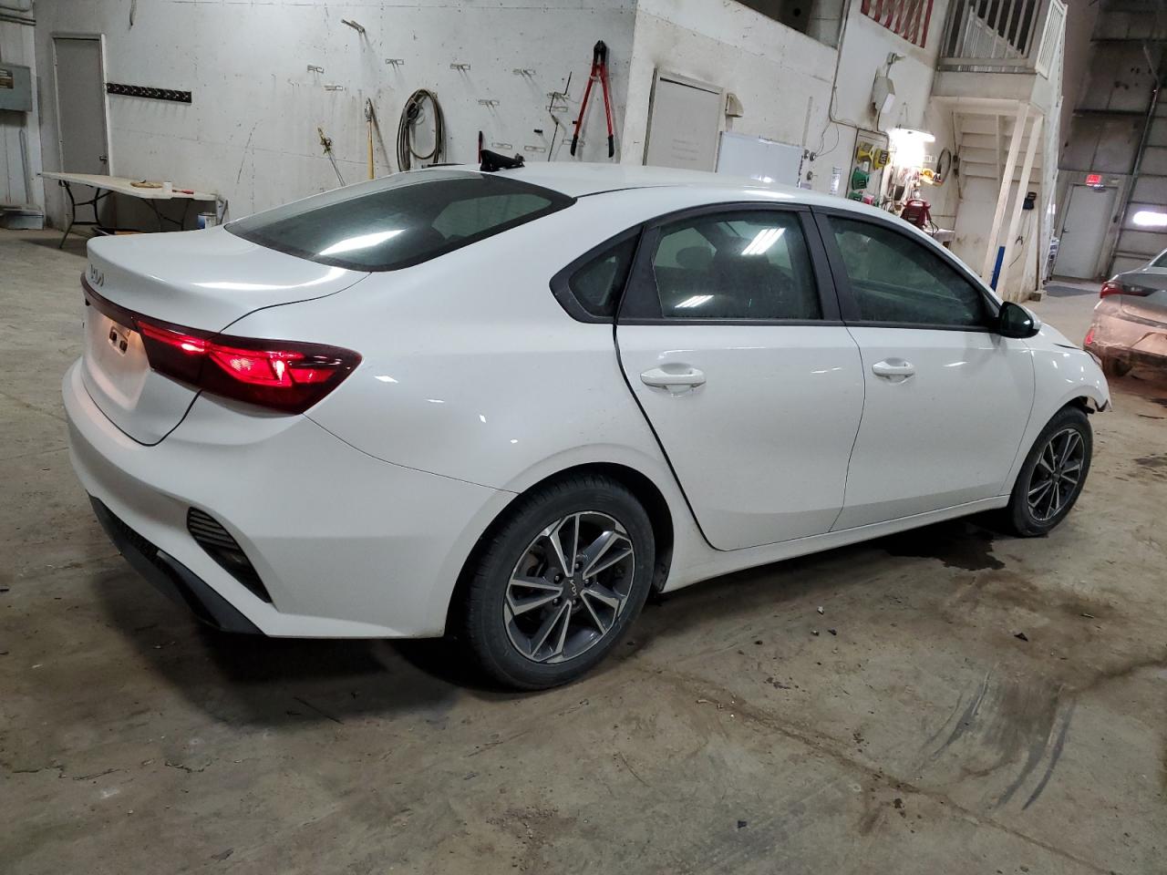 2022 Kia Forte - Image 3