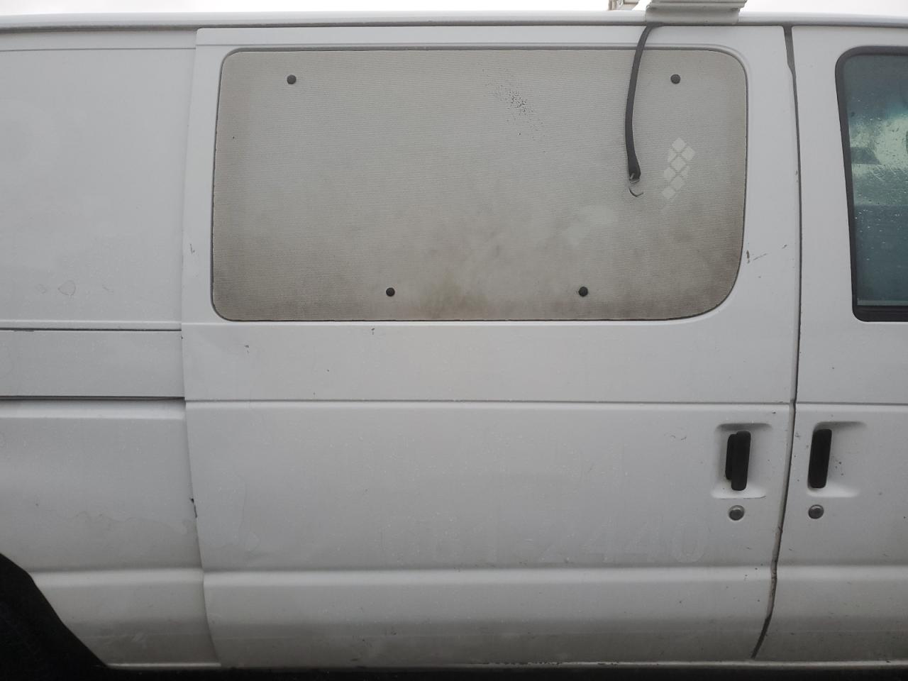 2013 Ford Econoline - Image 11