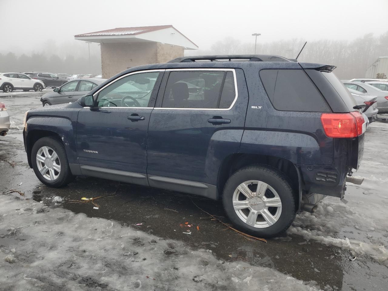 2015 GMC Terrain - Image 2